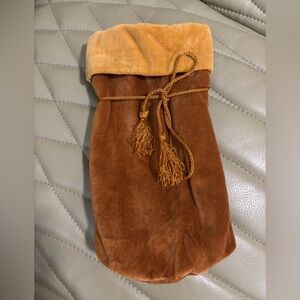 Elegant Tan and Brown Velvet Wine Pouch NWOT